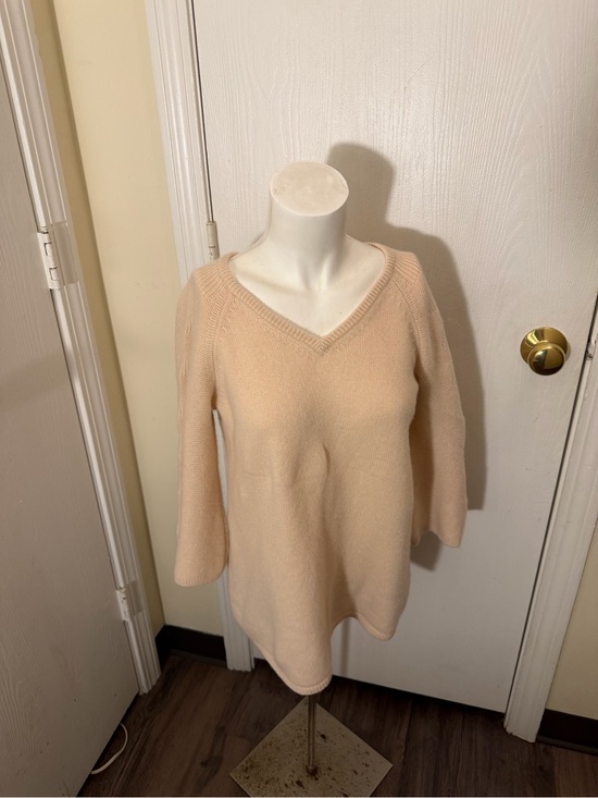 Garnet Hill Sweaters - Garnet Hill Womens light peach Cashmere Shell Stitch Sweater sleeves 3/4 Sz M